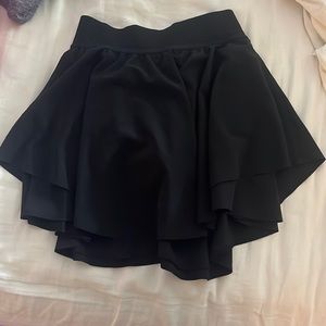 lululemon black court rival skirt size 2